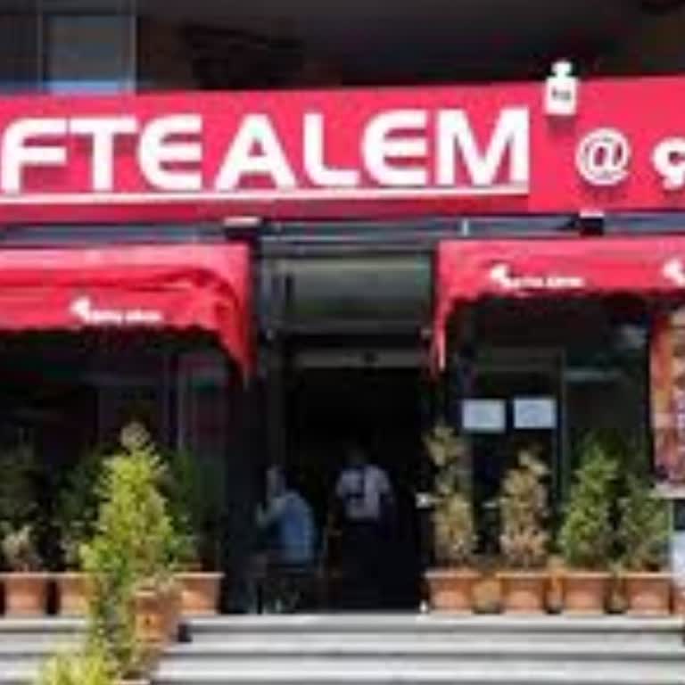 Köfte Alem Köfteden Kıl Çıkması