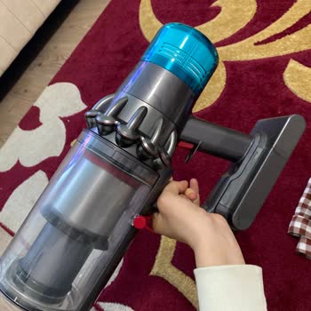 Dyson Süpürgemin Yanlış Parçalarla Geri Gönderilmesi