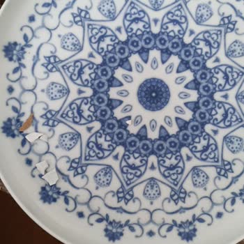 Kargo Mağduriyeti: Kırık Porselenler Ve Sorumluluk Reddi