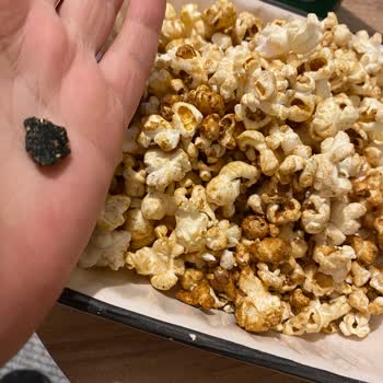 Peyman Pop Corn Cipsin İçinden Çıkan Yabancı Cisim Şok Etti!