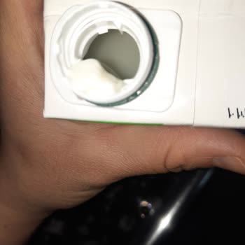 Son Kullanma Tarihi Geçmemiş Süt Peynirleşmiş!