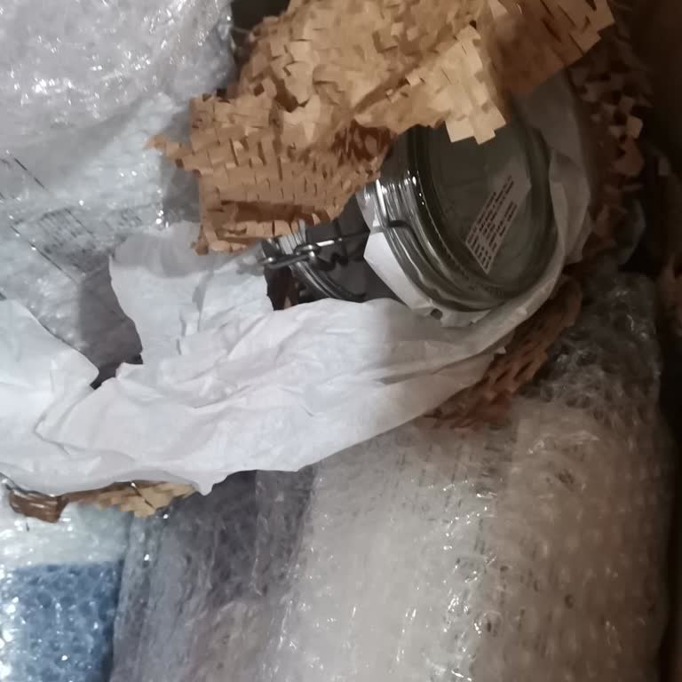 IKEA Yetersiz Ambalajlama Ve Kırık Ürün Teslimatı