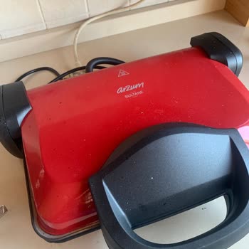 Arzum Tost Makinesi Plakaları Boya Dökülmesi Sorunu