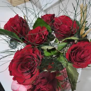 Çiçek Sepeti'nde Hayal Kırıklığı: Aldatıcı Görseller