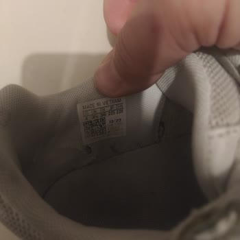 Adidas Ayakkabıda Kalite Sorunu