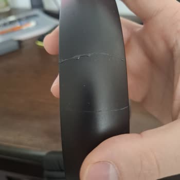 Kırılan Kulaklık Ve İlgisiz Teknik Destek