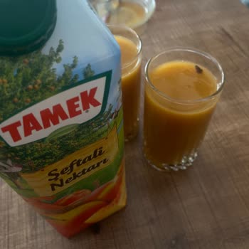 Meyve Suyunda Hamam Böceği Şoku