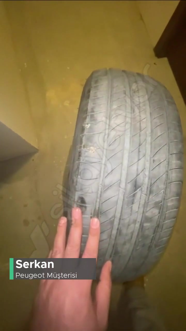 Peugeot Patlak Lastik İle Teslim! videonun kapak resmi