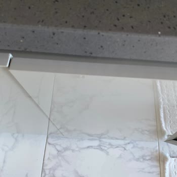 Evdema Mutfak Tezgahındaki Kullanışsız Tasarım Sorunu