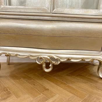 Mobilya Takımının Alçıdan Yapıldığını Öğrenmek Şok Edici