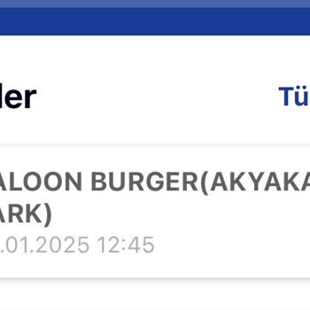 Hamburgerde Tavuk Tüyü Şoku: Akyakapark AVM Deneyimi