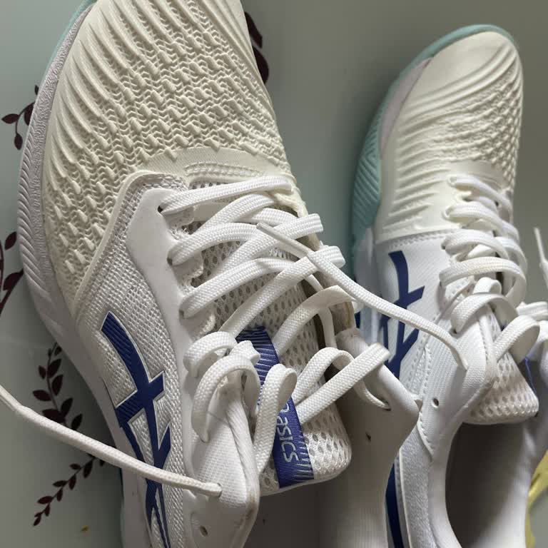 Asics Ayakkabının Renk Solması Hayal Kırıklığı