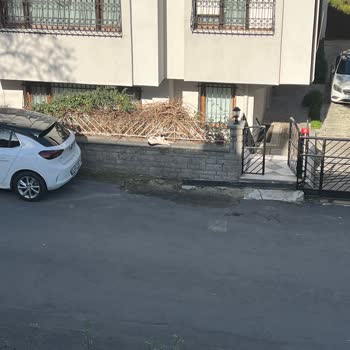 Bakırköy'deki Asfalt Çukuru Sorunu