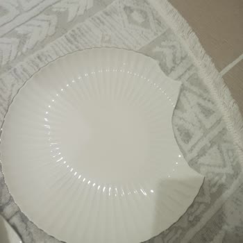 Kırık Gelen Yemek Takımı Ve Çözülmeyen Tedarik Sorunu