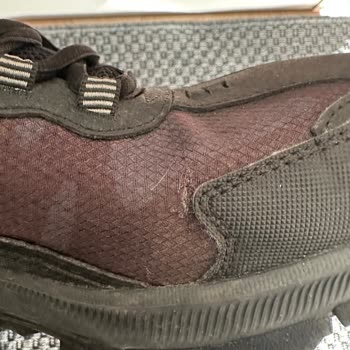 Skechers Botlarımın Beklenmedik Kalite Sorunu