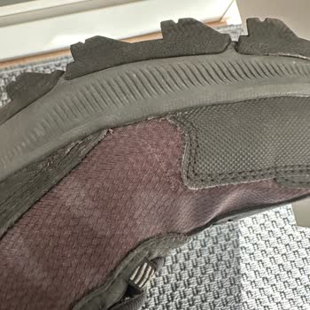 Skechers Botlarımın Beklenmedik Kalite Sorunu