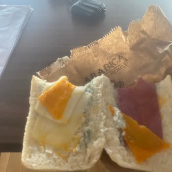 Arabica Coffee House Küflenmiş Ürün ve Sorumsuz Müşteri Hizmetleri