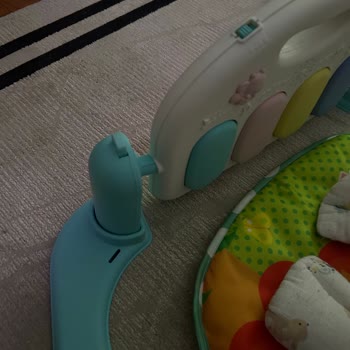 Bebek Oyun Halısında Sorun Ve Ebebek Mağazasında Çözüm Eksikliği