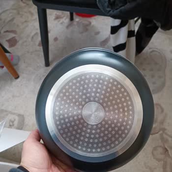 Karaca'dan Yamuk Ürün Ve İletişim Sorunu