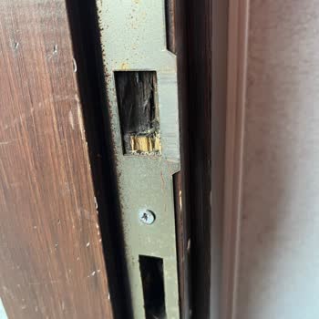 Kargo Teslimatında Kapı Zararına Yol Açan İhmal