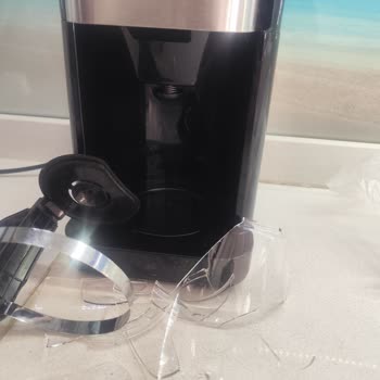 Vestel Did Not Provide Support for My Mini Taze Coffee Maker's Broken Glass Carafe