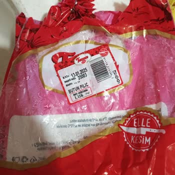 BİM Marketten Alınan Piliçten Çıkan Şok Edici Oyuncak