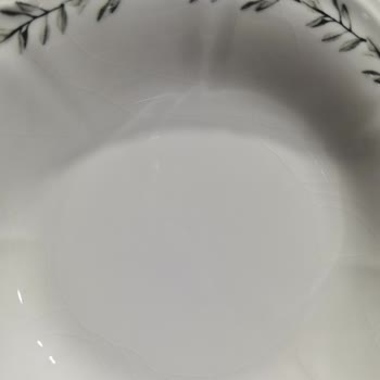 Kalitesiz Porselen Yemek Takımı Hayal Kırıklığı