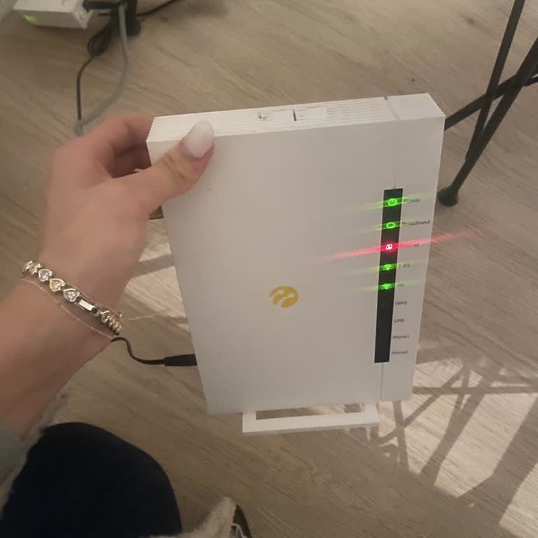 Superonline Modem Arızası İçin Çözüm Bekleyen Müşteri