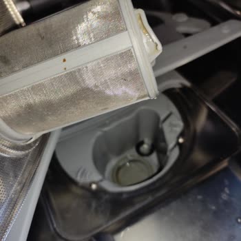 Tozlu Ve Teşhir Ürün Şoku: Beko Bulaşık Makinesi Hayal Kırıklığı