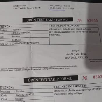 Plastik Kokusu Yüzünden Kullanılamayan Ayakkabı