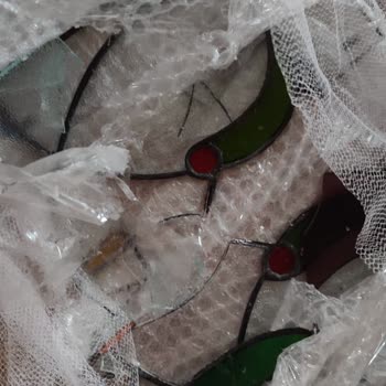 Kargo Ve Dolap Firması Mağduriyeti: Cam Ürün Paramparça Teslim Edildi