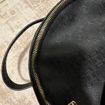 Vakko Çantalarında Sürekli Tekrarlayan Kusur