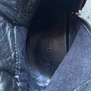 Divarese Botlarımın Paslanma Sorunu Ve Yanıltıcı Bilgilendirme