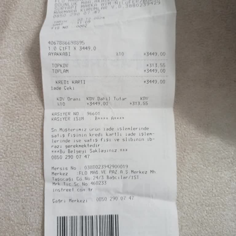 Adidas Ayakkabıda Beklenmedik Taban Çökmesi