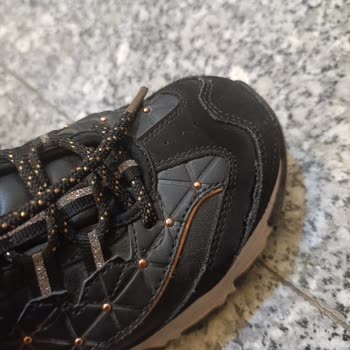 Skechers Ayakkabıda Üretim Hatası Ve Firma İlgisizliği