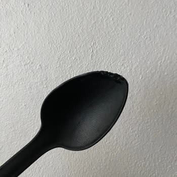 Eriyen Kaşıkla Sağlık Riski