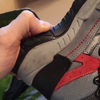 Koray Spor'dan Aldığım Botun Tabanı Açıldı Ve Değişim Sorunu Yaşadım