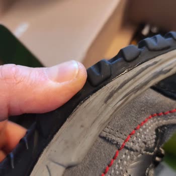 Koray Spor'dan Aldığım Botun Tabanı Açıldı Ve Değişim Sorunu Yaşadım