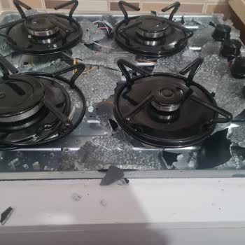 Ocağın Camı İlk Ayda Patladı Ve Servis Sorunları
