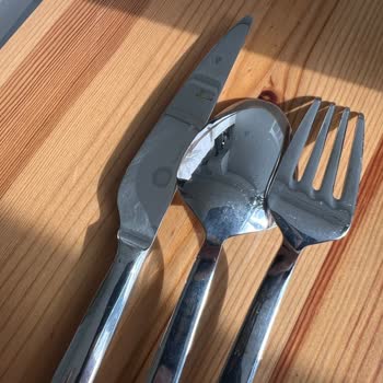 Paslanan Hisar Çatal Kaşık Takımı Hayal Kırıklığı