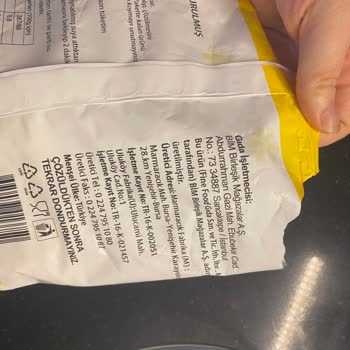 Dondurulmuş Mısırdan Çıkan Arı Şoku!