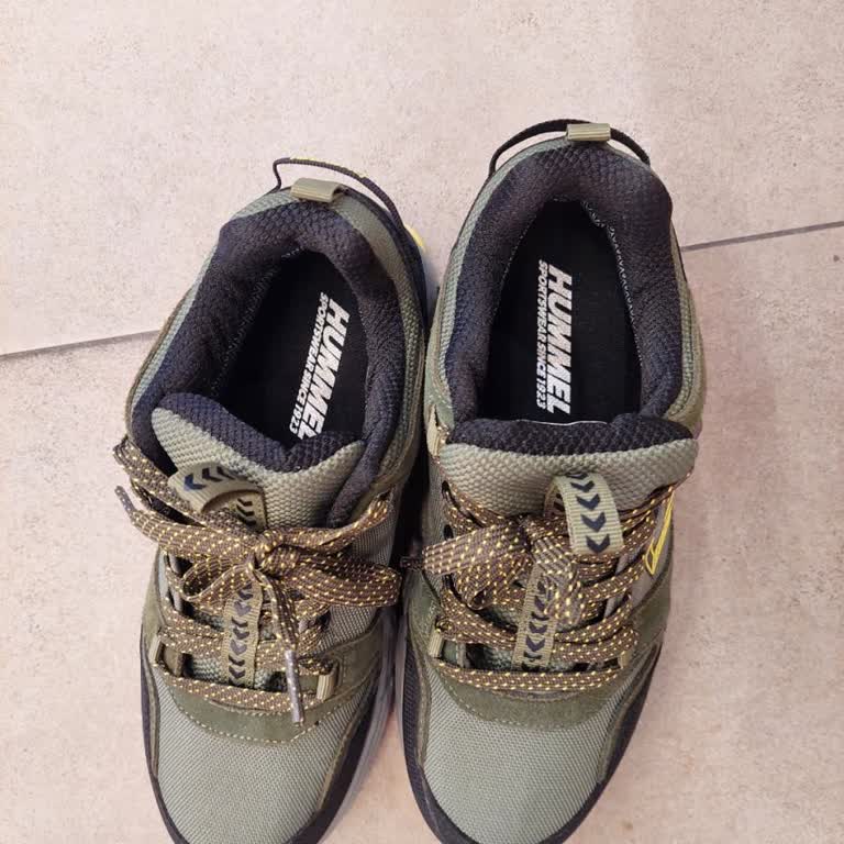 Hummel Ayakkabı Değişiminde İlgisizlik Ve Gecikme