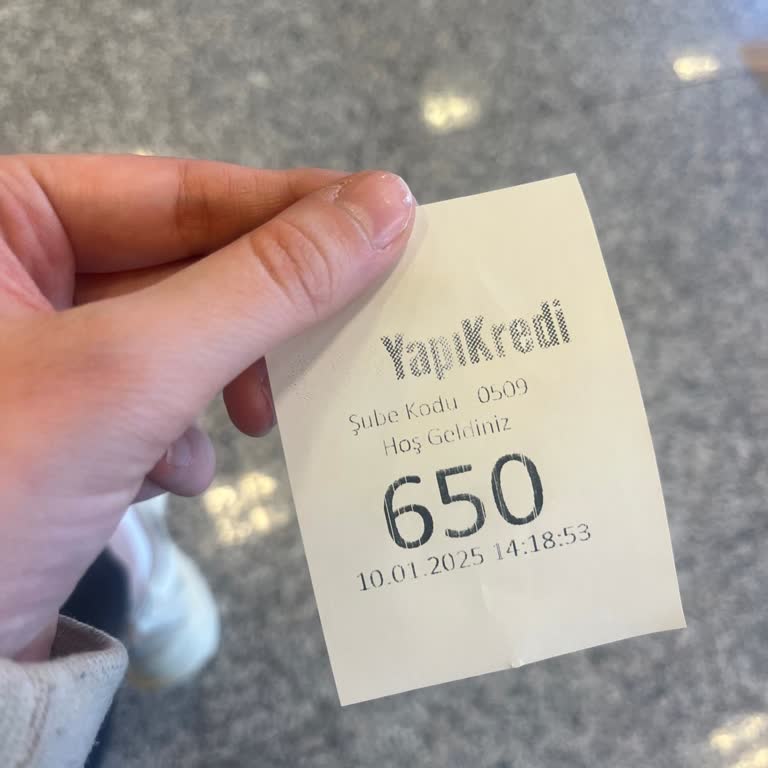 Banka Şubesinde Uzun Bekleyiş