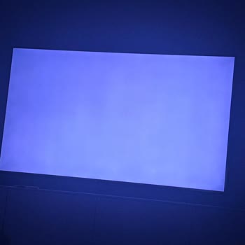 Yeni LG Nanocell TV'de Işık Sızması Ve Renk Dalgalanması Sorunu