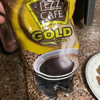 Kahvede Yabancı Cisim Şoku!