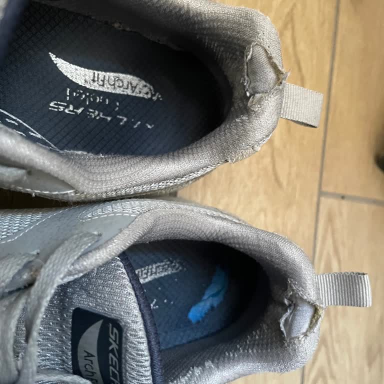 Skechers Ayakkabıda Topuk Yırtılması Ve İade Sorunu