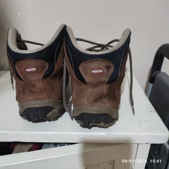 Kendiliğinden Eriyen Bot Tabanları: Scooter Markasında Büyük Hayal Kırıklığı