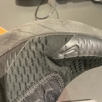 Nike Ayakkabıda Yırtılma Ve Yetersiz Hizmet