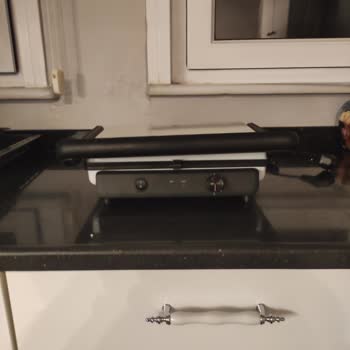 Arçelik Yeni Alınan Tost Makinesinde Çizik Ve Deformasyon