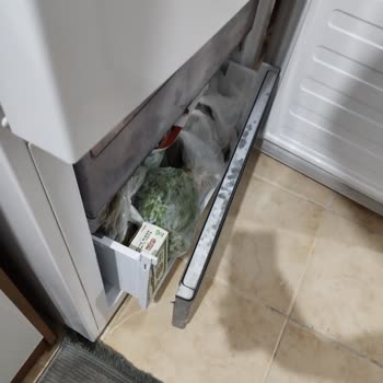 Arçelik Buzdolabı Buzluk Çekmecesi Kırıldı
